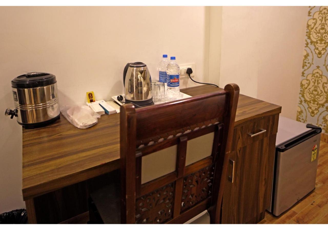 Hotel Raha Udaipur Extérieur photo