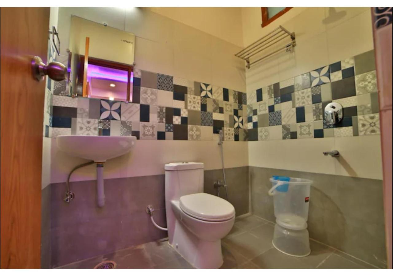 Hotel Raha Udaipur Extérieur photo